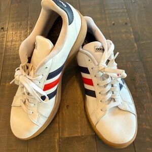 Adidas red white & blue grand court men’s sneakers size 10.5